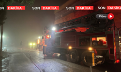 Uşak Fevzi Çakmak Mahallesi'ndeki Poşet Fabrikasında Yangın Çıktı