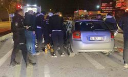 Çekici ile çarpışan otomobil kağıt gibi oldu