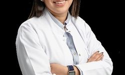 Dijital dünyada sosyalleşen ergenleri riskler bekliyor