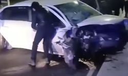 Ehliyetsiz sürücünün kullandığı otomobil başka bir araçla çarpıştı