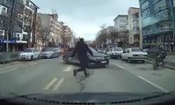 El frenini çekilmeyen araç hareket etti