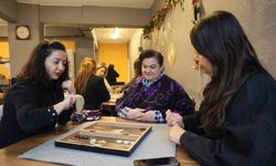 Ev günleri geride kaldı artık buluşmalar kadın kafede