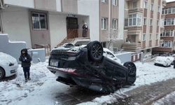 Kontrolden çıkan otomobil takla attı: 3 yaralı