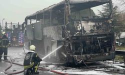 Seyir halindeki otobüste yangın çıktı