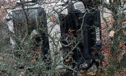 Uşak’ta virajı alamayan tır şarampole uçtu