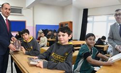 Uşak’ta öğrencilere Kur’an-ı Kerim hediye edildi