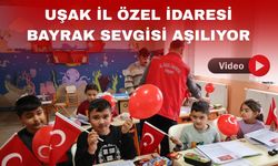 Uşak İl Özel İdaresi Köy Okullarında Türk bayrağı dağıttı