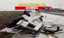 Uşak-Denizli yolunda taklalar atan araç kağıt gibi ezildi