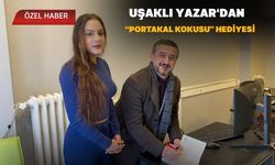 Uşaklı Yazar’dan İmzalı “Portakal Kokusu” Hediyesi
