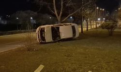 Kontrolden Çıkan Araç Takla Attı