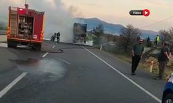 Uşak’ta koca tır alev alev yandı