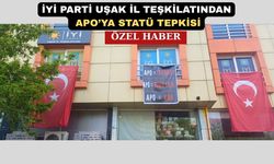 Uşak İYİ Parti İl Binasına Dikkat Çeken Bir Pankart Asıldı