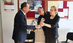 Uşak’ın Vefalı Müdüründen Duygulandıran Jest