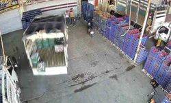 Adana'da kamyonetin çarptığı kişi yaralandı