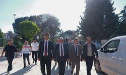 Vali Kartal Uşak Millet Bahçesinde incelemelerde bulundu
