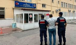 Uşak'ta Okul Çevrelerinde 8 Aranan Şahıs Yakalandı