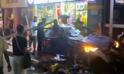 Kaldırıma çıkan otomobil Uşak’ı savaş alanına çevirdi