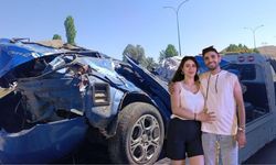 Uşak'tan Aile Ziyaretinden Dönen Genç Çift Trafik Kazasında Öldü, 8 Aylık Bebek Ağır Yaralandı