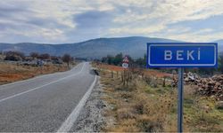 Uşak’ın 183 Nüfuslu Köyü Efsane Öğretmenini Unutmadı