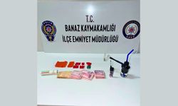 Uşak’ta Araçta ve Evde Yasaklı Madde Operasyonu