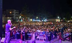 Uşak Büyük Zafer’in Coşkusunu Mustafa Yıldızdoğan ile yaşadı