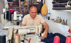 Uşak’ın Terzisi 53 Yıldır Protokolü Giydiriyor