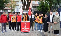 BTP Uşak İl Teşkilatı 25. Yılını Pasta keserek Kutladı