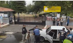 Uşak’ta 261 Polis Okul Önlerinde Kuş Uçurtmadı
