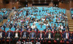 Uşak'ta 'Timsal Karabekir ile Tarihin Kalbine Yolculuk' söyleşisi
