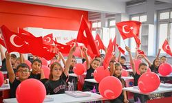 Uşak’ta 63 Bin Öğrenci İçin Ders Zili Çaldı