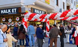 Uşak’ta Halk Et Açıldı! Vatandaşlardan Yoğun İlgi