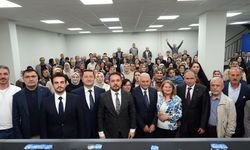 Binali Yıldırım, AK Parti Uşak İl Başkanlığında Teşkilatla Buluştu