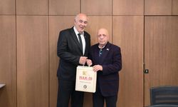 Hizmet-İş Uşak Şubesi, Genel Başkan Mahmut Arslan ile Buluştu