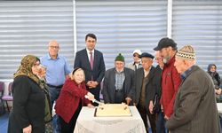 Uşak Valisi Serdar Kartal ‘1 Ekim Dünya Yaşlılar Günü’nü Kutladı