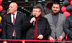 Uşak’ta Yeni İşletmeye Milletvekilinden Ziyaret
