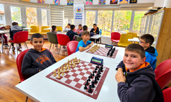 Sivaslı’da Cumhuriyet Coşkusu Satranç Tahtasında Yaşandı