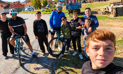 Uşak Bike 124 Kilometre Pedalladı, Gençlerle Buluştu