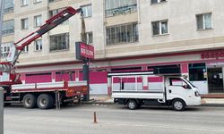 Uşak’ta Kaldırımlardaki Totemler Kaldırılıyor