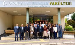 Uşak Üniversitesi Rektörü Demir’den Başarılı Akademisyenlere Teşekkür Belgesi