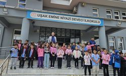 Emine Niyazi Deveci İlkokulu’nda Veliler Kan Verdi, Çocukları Madalya Aldı
