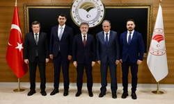 Uşak Valisi Kartal ve Uşak Heyeti Tarım ve Orman Bakanı İbrahim Yumaklı’ ya Ziyarette Bulu