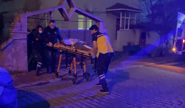 Kocaeli'nde 27 yaşındaki genç evde silahla vuruldu