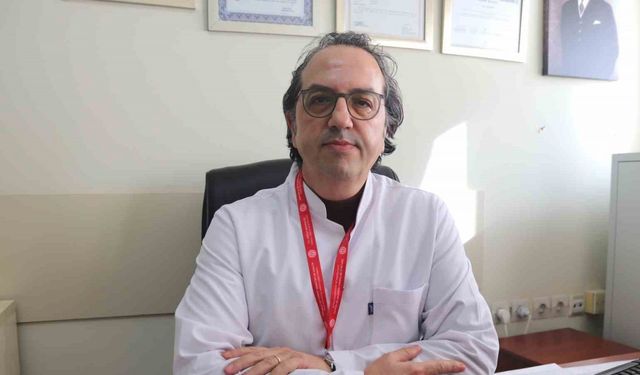 Prof. Dr. Alper Şener: “Hasta olan çocuklar okula gitmemeli”