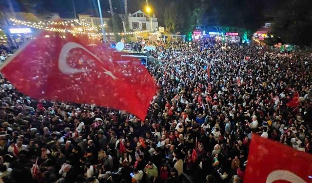 Antalya'da Belediye Başkanlığını kazanan Böcek: "Antalya’da rekor kırmaya devam edeceğiz"