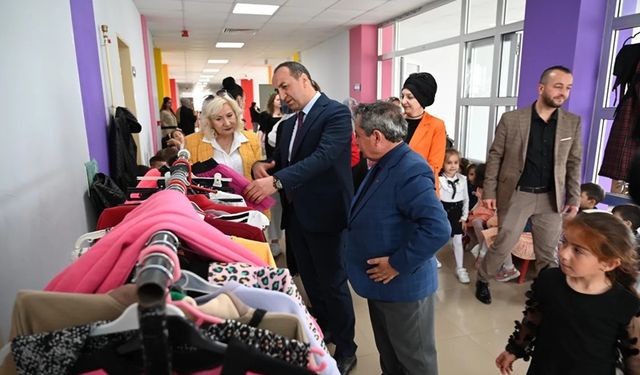 Uşak Mavişehir İlkokulu velilerinin tekstil sergisi açıldı