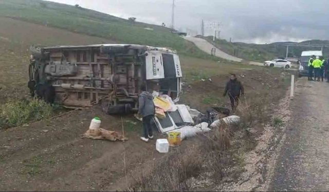 Ankara’da minibüs KAZA yaptı 9 yaralı