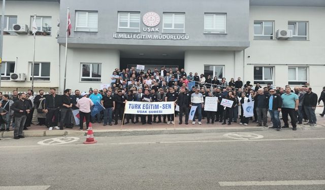 Türk Eğitim Sen Uşak Şube üyeleri bir gün iş bıraktı