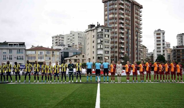 Kadın futbolda derbinin kazananı Fenerbahçe