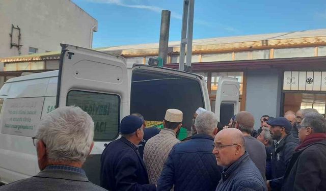 Tanju öğretmen son yolculuğuna uğurlandı