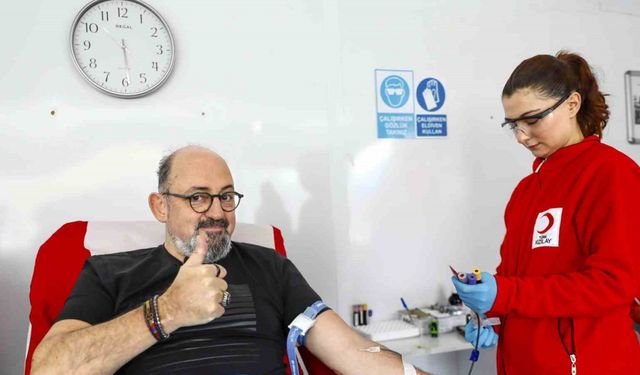 Prof. Dr. Canan’dan kan bağışı çağrısı: "Birbirimize candan bağlıyız"
